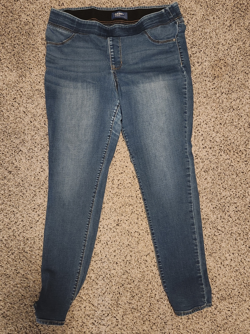 Old Navy Rockstar Mid-Rise Blue Jeans